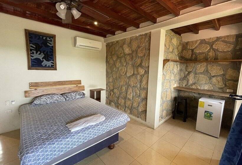 여관 Punta Hills Montanita