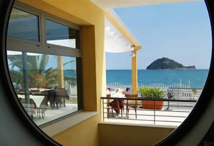 בית מלון כפרי Camping Delfino