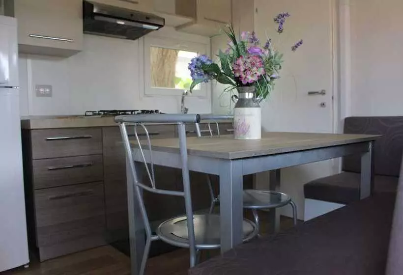 ホテル Camping Delfino