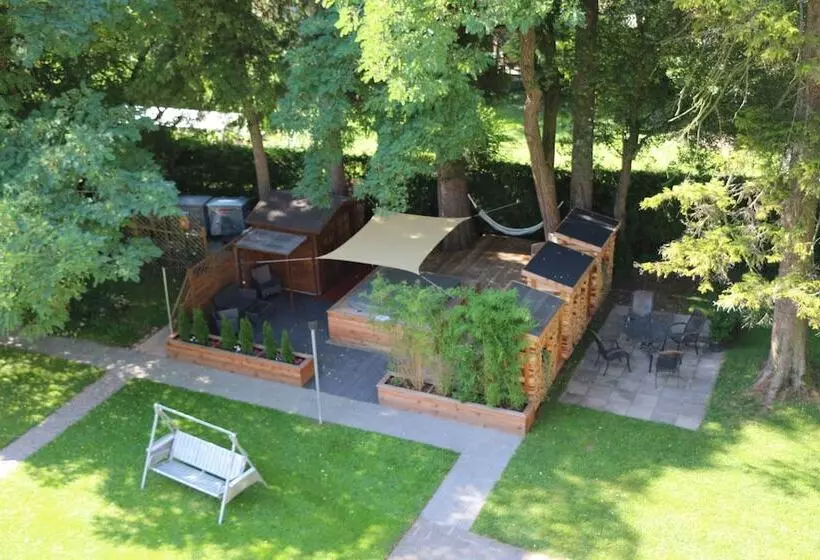 ホテル Edelweiss Lodge