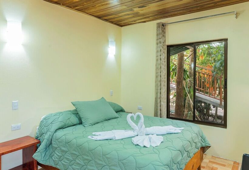 فندق Monteverde Villa Lodge