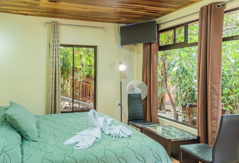 فندق Monteverde Villa Lodge