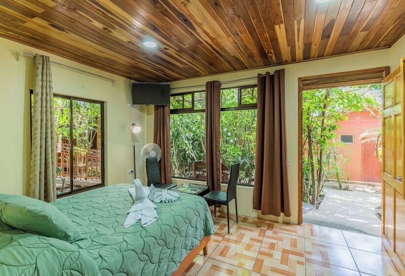 فندق Monteverde Villa Lodge