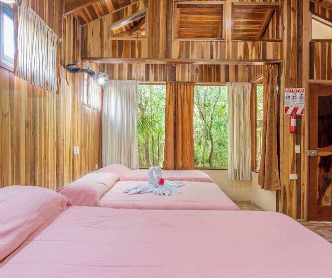 فندق Monteverde Villa Lodge