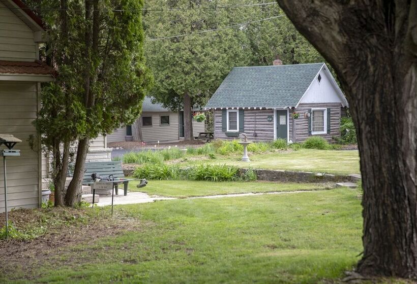 فندق Ridges Inn & Suites