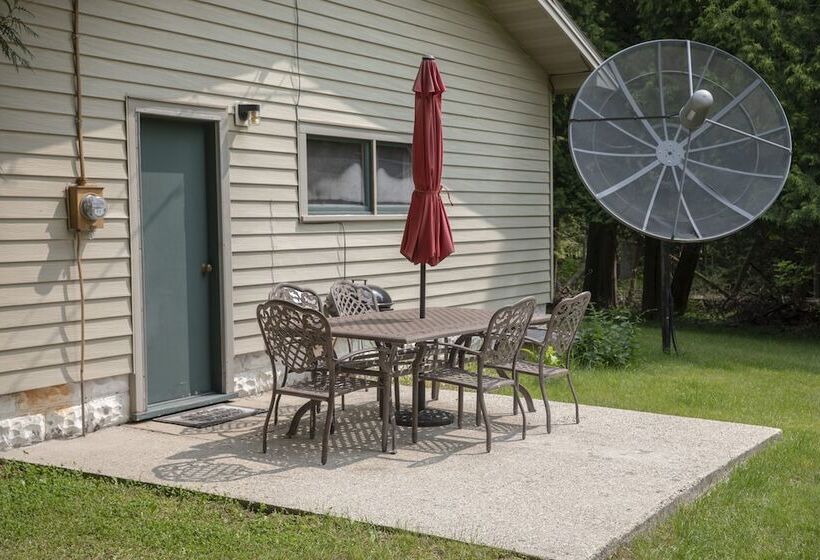 فندق Ridges Inn & Suites