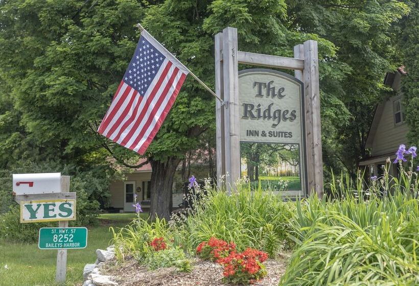 فندق Ridges Inn & Suites