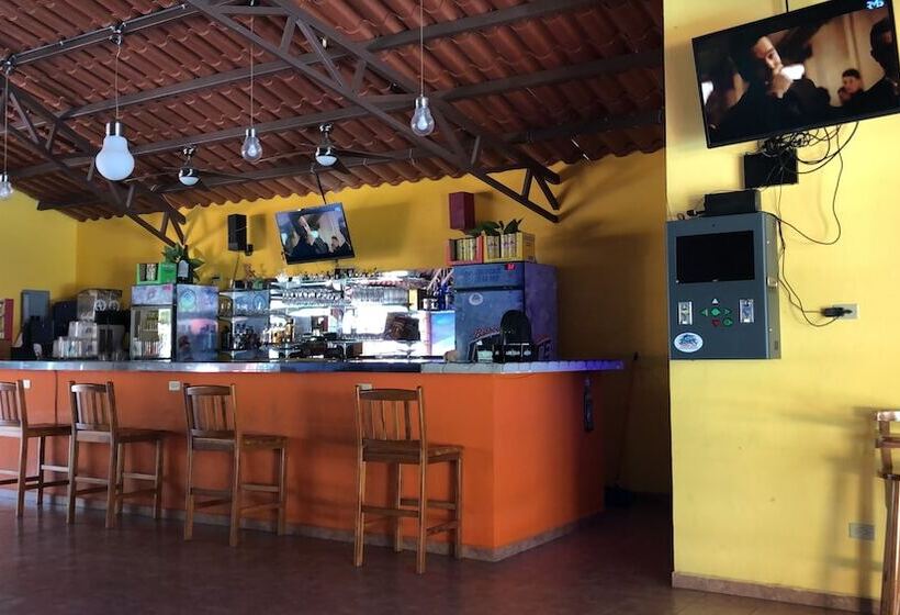 호텔 Roxy Fishing Club Y