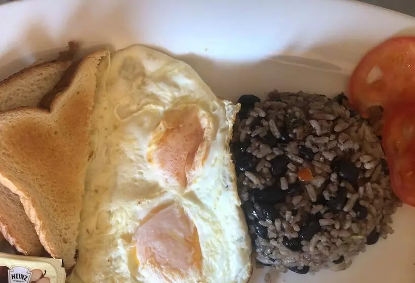 ホテル Roxy Fishing Club Y