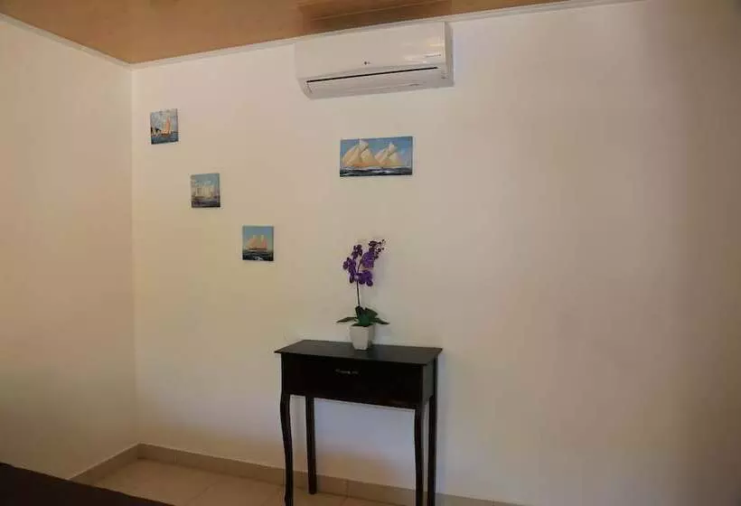 ホテル Roxy Fishing Club Y