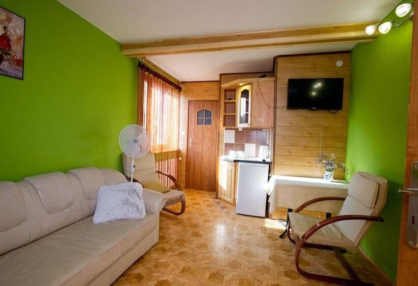 교외 호텔 Kosajonka