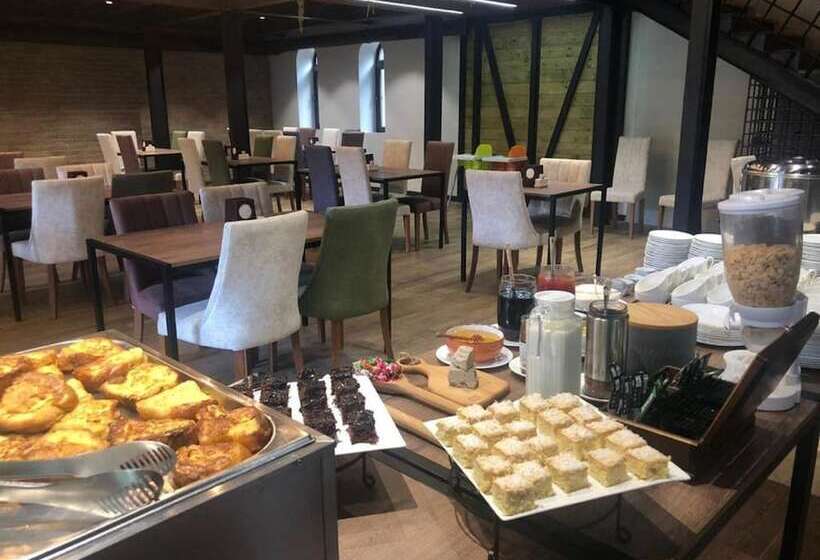 Hotel Tezh Ler Resort