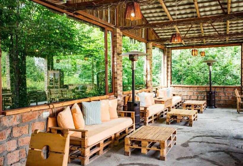 Hotel Tezh Ler Resort