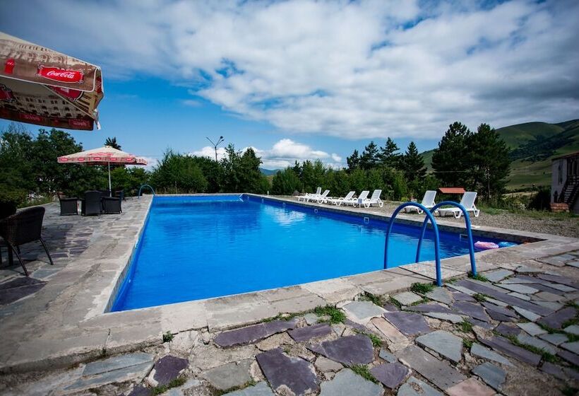 Hotel Tezh Ler Resort