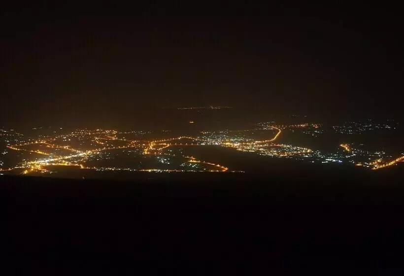 هتل The View