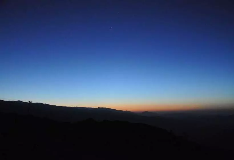 هتل The View