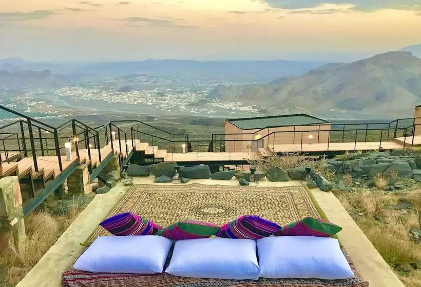 هتل The View