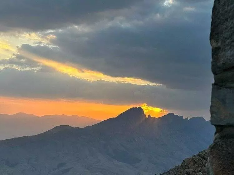 هتل The View
