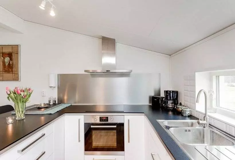 ホテル Vaggeryd Södra Park Apartment