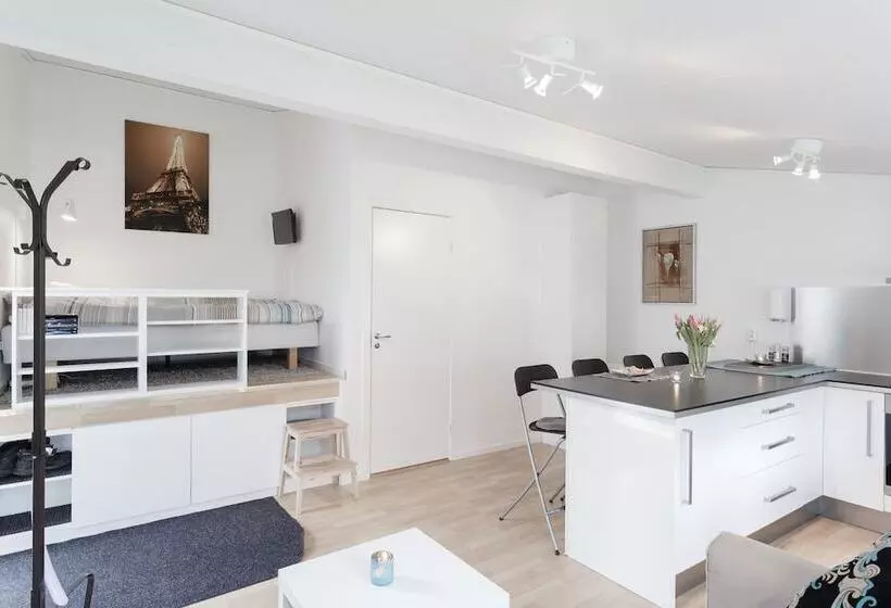 ホテル Vaggeryd Södra Park Apartment