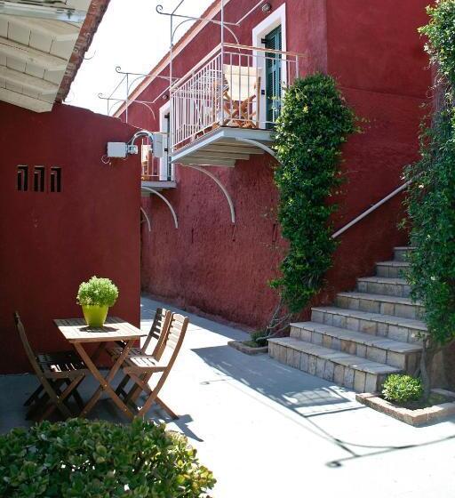 هتل Zefiros Traditional