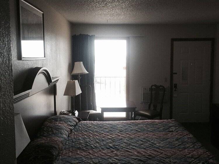 فندق على الطريق Country Inn Bolivar