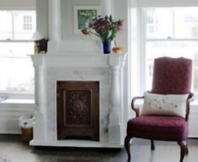 Old Granite Inn Bed & Breakfast