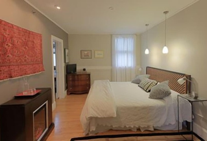 Old Granite Inn Bed & Breakfast