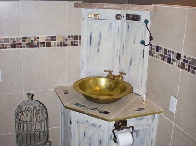 ペンション Columbia Gardens Winery And Grape Escape Guesthouse