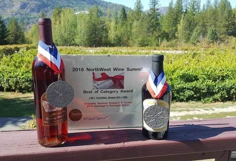 ペンション Columbia Gardens Winery And Grape Escape Guesthouse