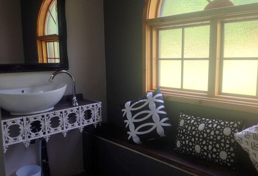 ペンション Columbia Gardens Winery And Grape Escape Guesthouse