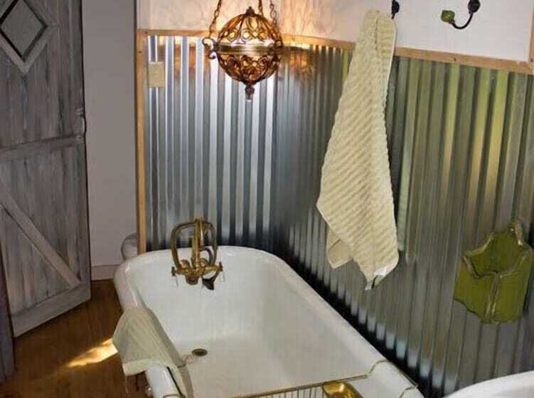 ペンション Columbia Gardens Winery And Grape Escape Guesthouse