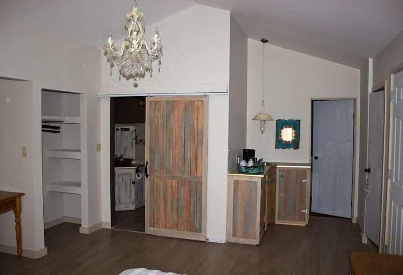 ペンション Columbia Gardens Winery And Grape Escape Guesthouse