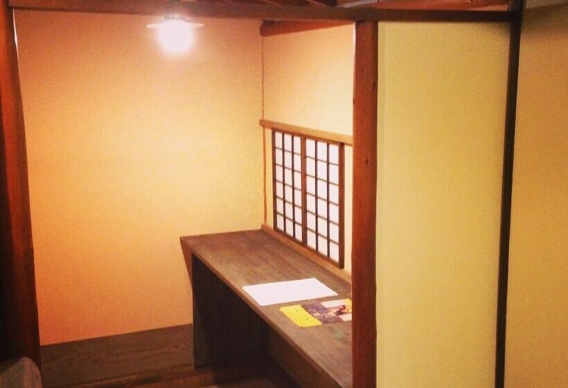 פנסיון Guesthouse Iori