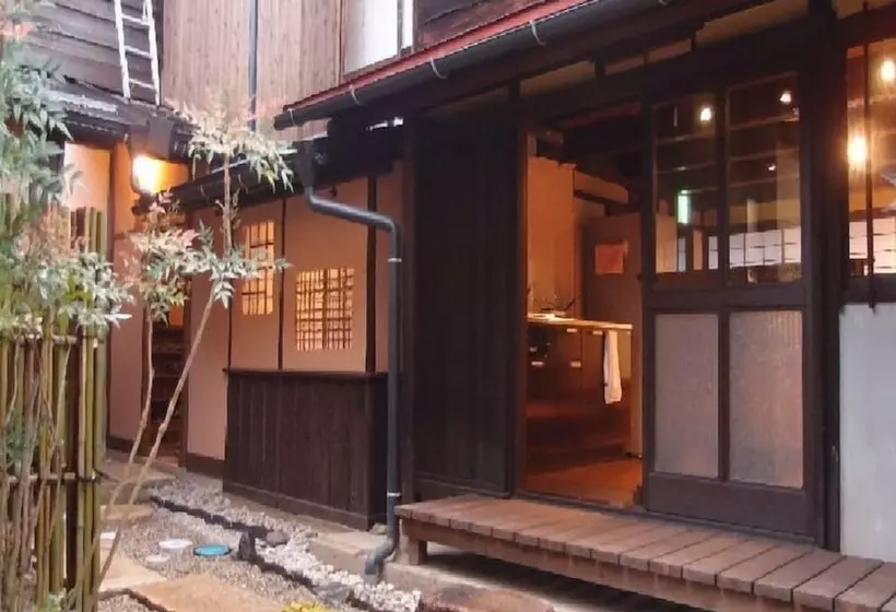 ペンション Guesthouse Iori