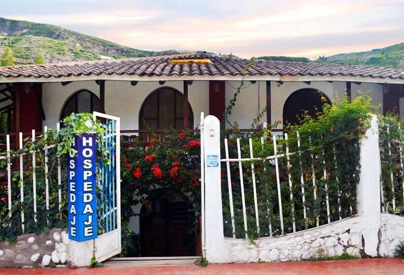 پانسیون Pirwa Urubamba Guest House