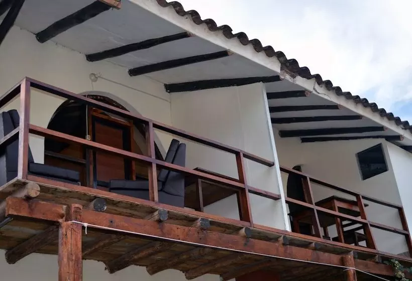 پانسیون Pirwa Urubamba Guest House