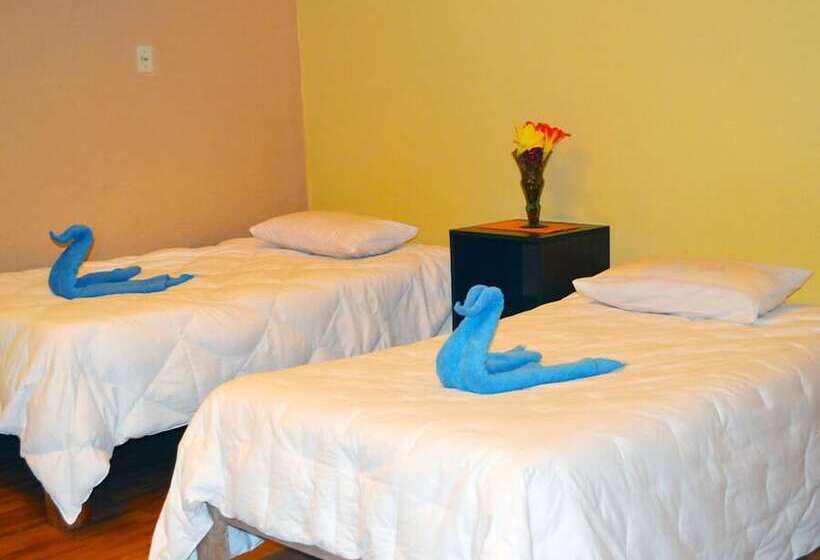 پانسیون Pirwa Urubamba Guest House