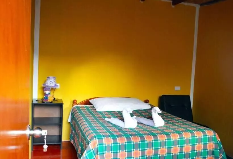 پانسیون Pirwa Urubamba Guest House