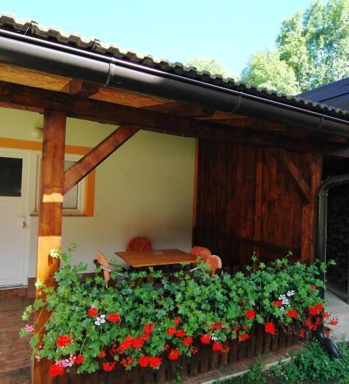 بنسيون Plitvice Rooms Family Glumac