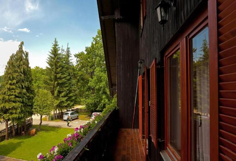 بنسيون Plitvice Rooms Family Glumac