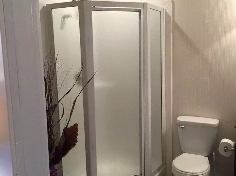 Majatalo Swartz Bay Farm