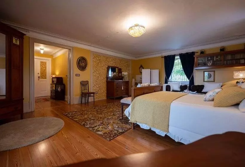 ペンション Villa Idalina