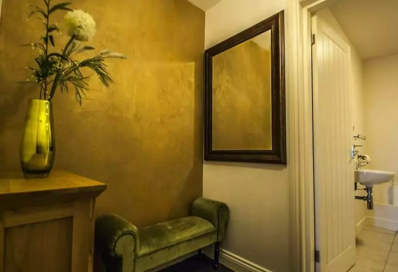Valhalla B&b