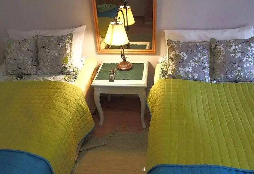 Yli Kaitalan Lomamökit