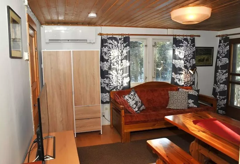 Yli Kaitalan Lomamökit