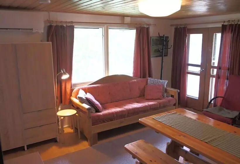 Yli Kaitalan Lomamökit