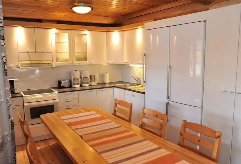 Yli Kaitalan Lomamökit