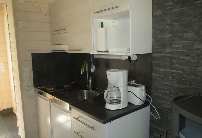 Yli Kaitalan Lomamökit