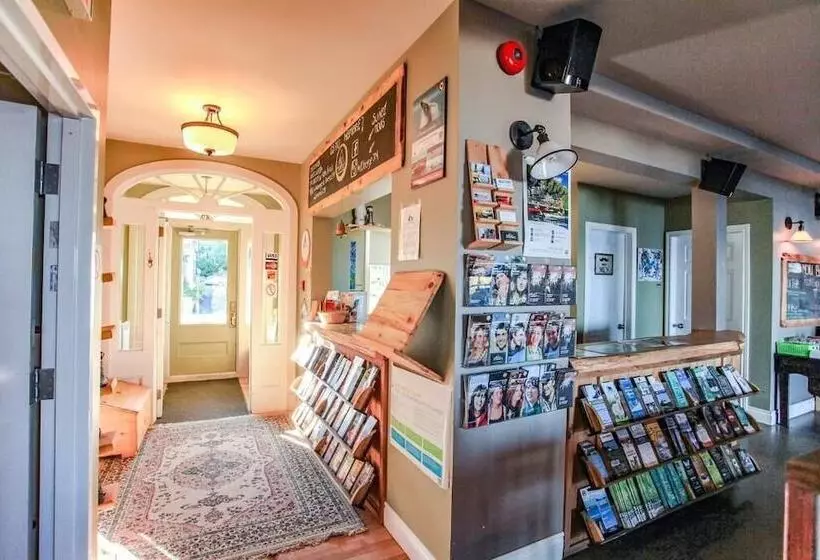 ユースホステル La Secousse